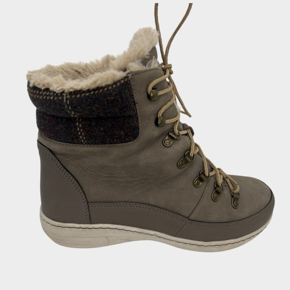 Aetrex Leather Upper‎ Womens Size  8.5 Winter Boots Style BB286 Great Condition!